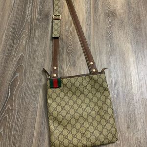Men’s Gucci side bag